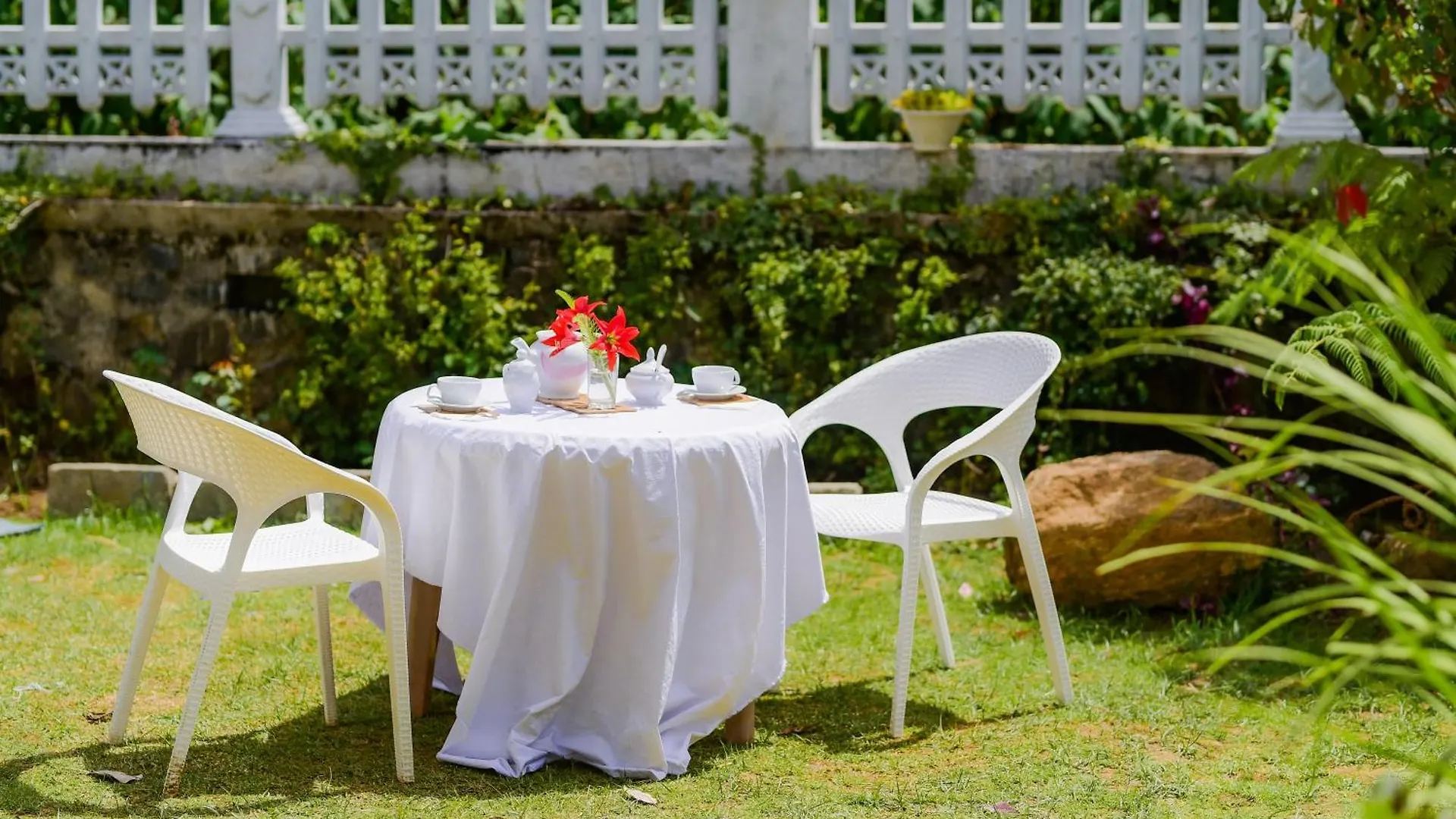 Hotell The Ceylon Lodge Nuwara Eliya